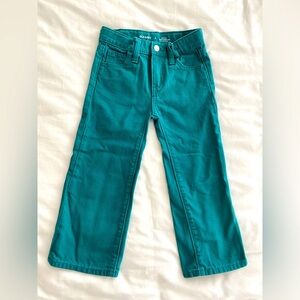 Girls Old Navy baggy wide leg high rise jeans.